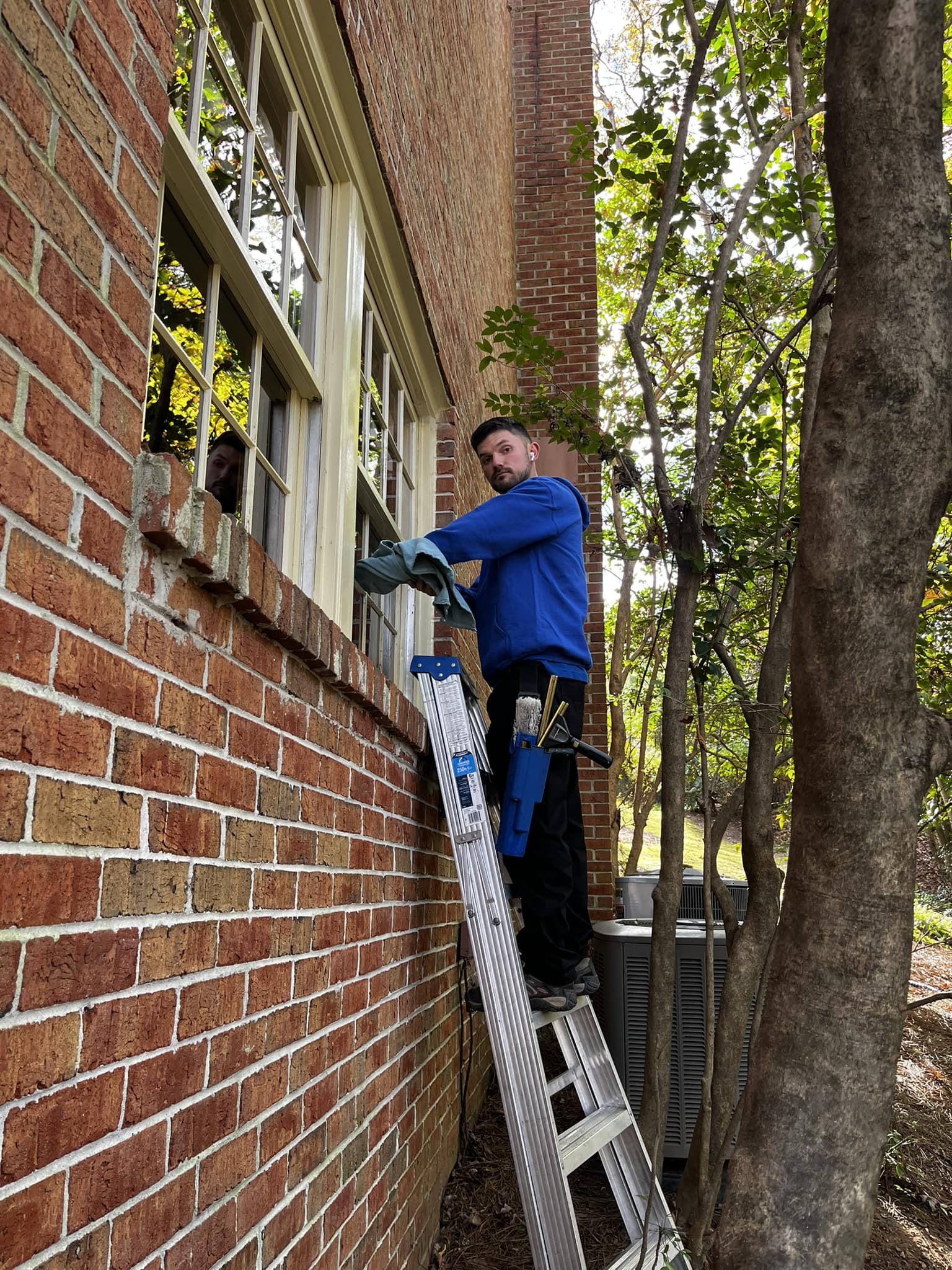 Window cleaning specialist in Dunwoody, GA